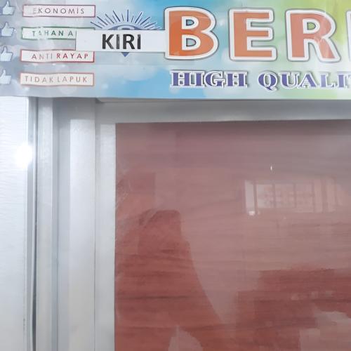 8 CM x 66 CM x 195 CM / BERLIAN HTPG 01 Pintu Kamar Mandi Galvalum Kiri Set