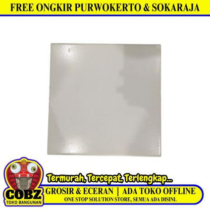 30 CM X 30 CM / MULIA SPECTRUM Keramik Lantai Rumah Glossy White Dus