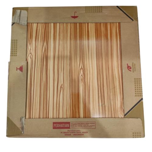 40 CM x 40 CM / ARWANA BORNEO FANCY Keramik Lantai Rumah Glossy Beige Dus