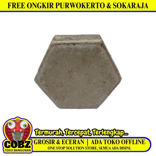 17 CM x 19.5 CM / TM SEGI 6 POLOS Bata Paving Block Conblock Parkiran Teras Biji