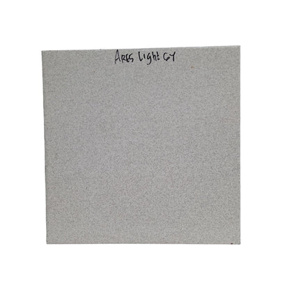 40 CM x 40 CM / MULIA ARES Keramik Lantai Rumah Glossy Light Grey Dus