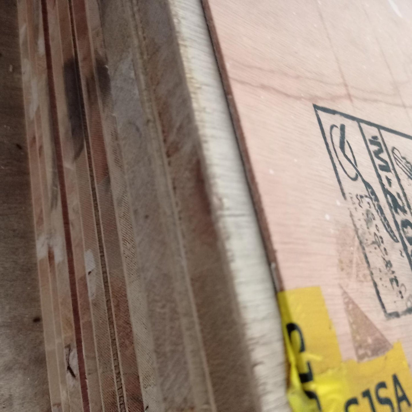 18 MM X 120 CM X 240 CM / NM Blockboard Triplek Balok Kayu Lembar