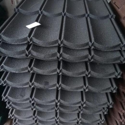 0.25 MM x 80 CM x 80 CM / TM Genteng Atap Metal Pasir Hitam Lembar