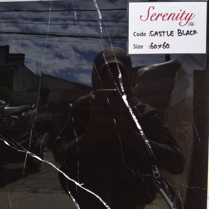60 CM x 60 CM / SERENITY CASTLE BLACK Granit Lantai Rumah Glossy Dus