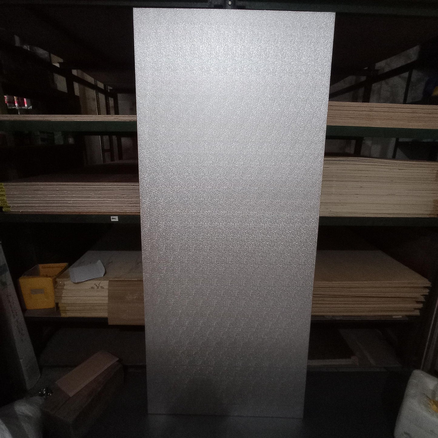 4 MM X 90 CM X 210 CM / TM Triplek Aluminium Jumlah Sisi Permukaan Silver Lembar