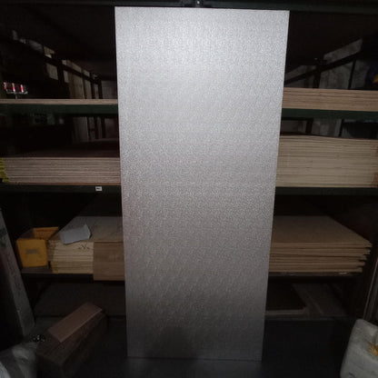 4 MM X 90 CM X 210 CM / TM Triplek Aluminium Jumlah Sisi Permukaan Silver Lembar