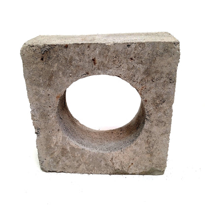 20 CM x 20 CM / BL 54 Rooster Lubang Angin Semen 1 Sisi Biji