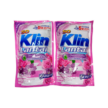 770 ML / SOKLIN LANTAI NATURAL ESSENCE FREESIA ROSE Cairan Pembersih Lantai Sabun Pel Floor Cleaner