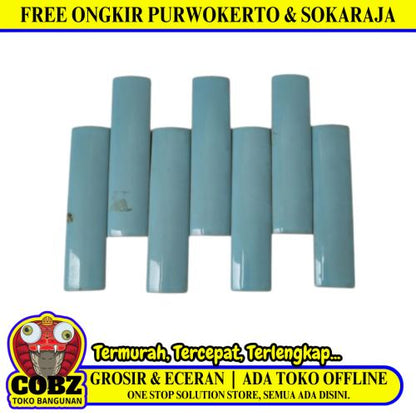 10 CM / TM Kuku Macan Bon Bon Lis Keramik Permukaan Light Blue Lembar