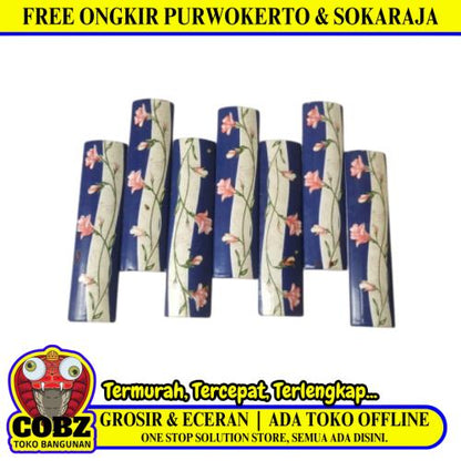 10 CM / ITALY Kuku Macan Bon Bon Lis Keramik Permukaan Biru Lembar