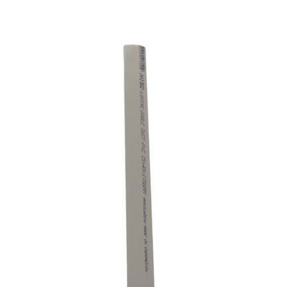 25 MM x 40 MM x 1.7 M / NISO Kabel Dak Ducting Trunking Protector Putih Batang